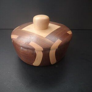 Handcrafted Walnut & Maple Segmented Wooden Round Lidded Trinket Bowl/Dish